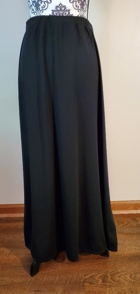 mix & co Woman's Skirt  EUC - Picture 1 of 6